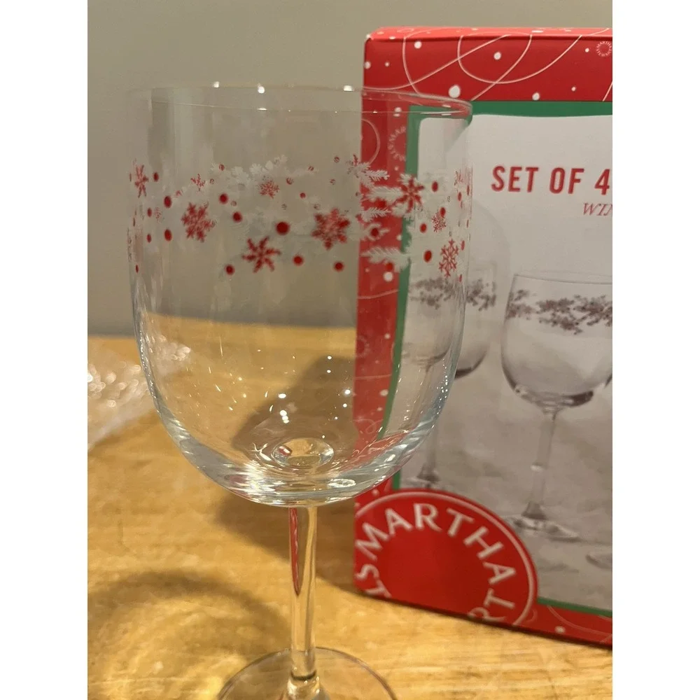 4 Martha Stewart Holiday Winter Woods Berries Wine Glasses Noel Joy Peace Cheers
